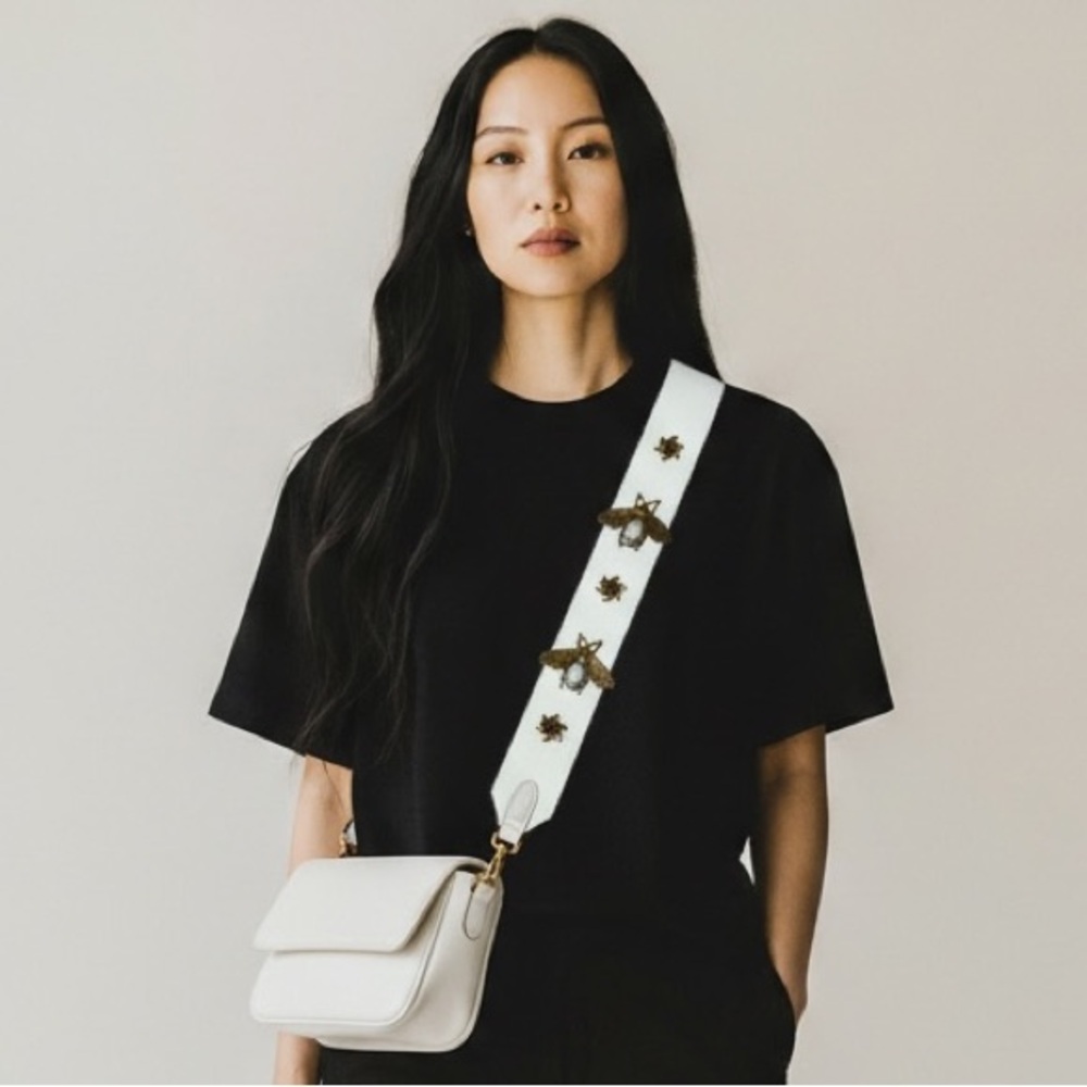CLEARLY - PURSE STRAP - BRIGHT WHITE‎ FAUX LEATHER - ADORNED WITH LARGE BEES - B